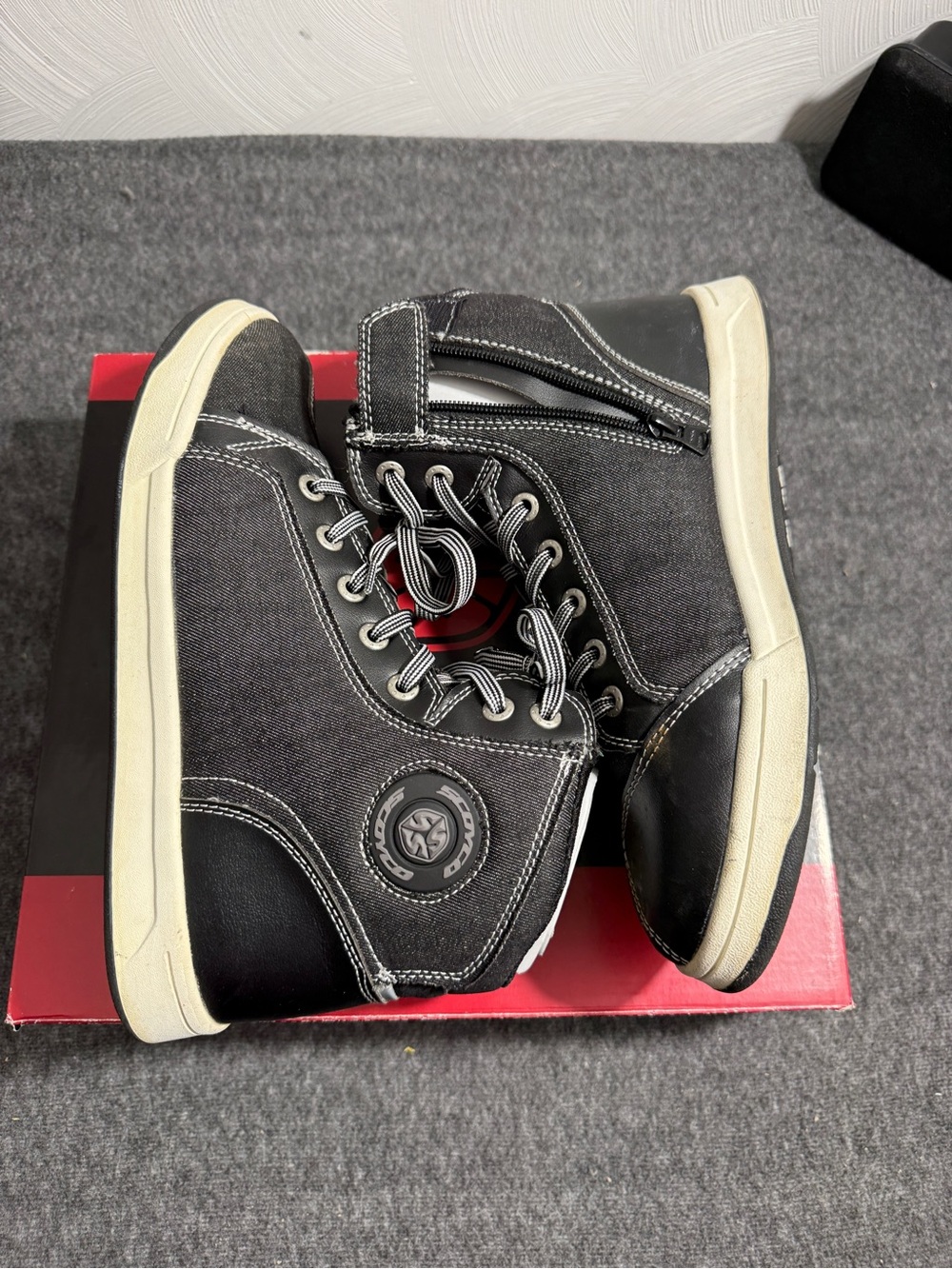SCOYCO Motorcycle Riding Shoes size 10 - Picture 5 of 8
